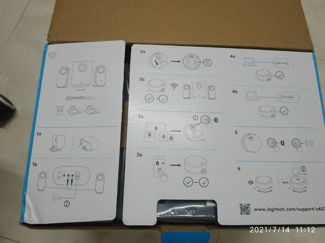 nên mua. ưng nhất là hãng gửi kèm luôn 2 viên pin để lắp vào remote control. 
đóng thùng chắc chắn, gọn gàng... Chất lượng âm thanh ấm áp. chỉ dành từ tuyệt cho sản phẩm này.
hi vọng shop nhắc nhở đơn vị vận chuyển để hàng k bị móp méo. may là bên trong vẫn ổn.