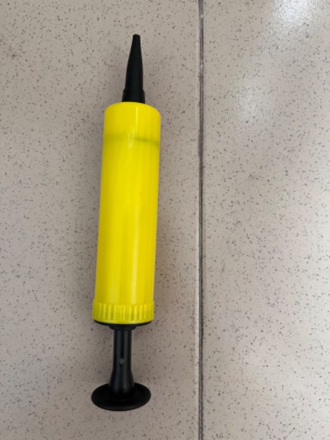 Hàng nhận thực tế khác xa mẫu, bong bóng thiếu, chỉ 1 cái lá, ống bơm ko bơm được bong bóng. Quá tệ