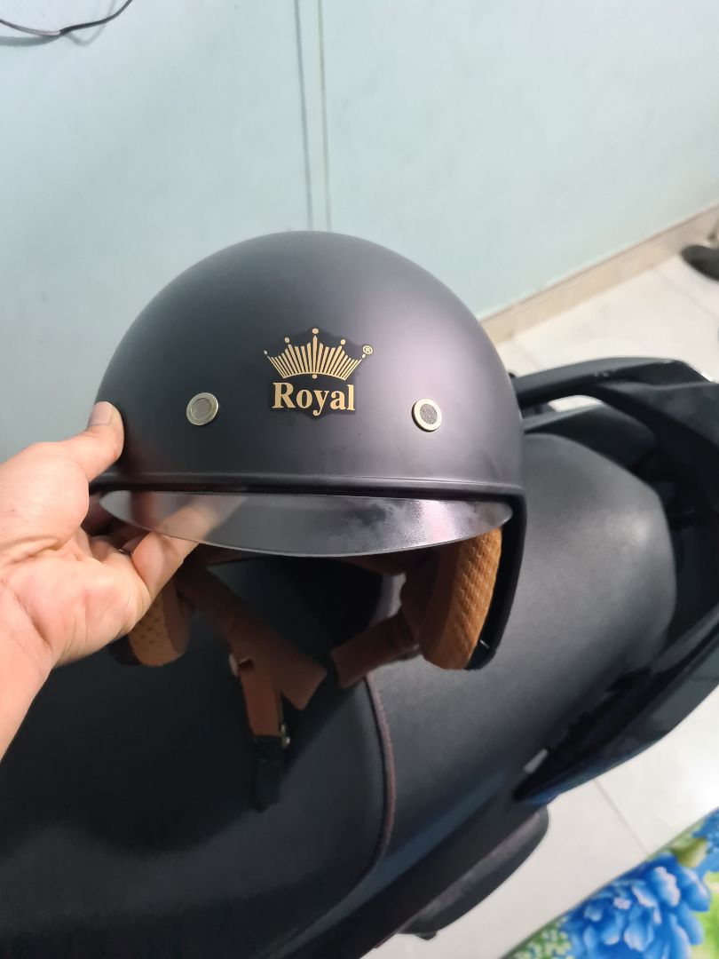 sản phẩm hoàn thiện tốt, êm. Size XL nhưng vòng đầu mình 58 cảm giác vẫn hơi chật. Giao hàng cực nhanh. đặt thường nhưng giao trong ngày.