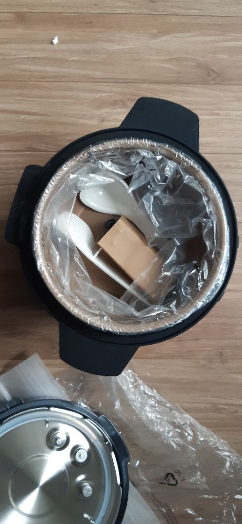 hàng giao nhanh đúng như quảng cáo, đóng gói cẩn thận, phụ kiện đầy đủ, đã dùng thử vài chức năng thấy ok