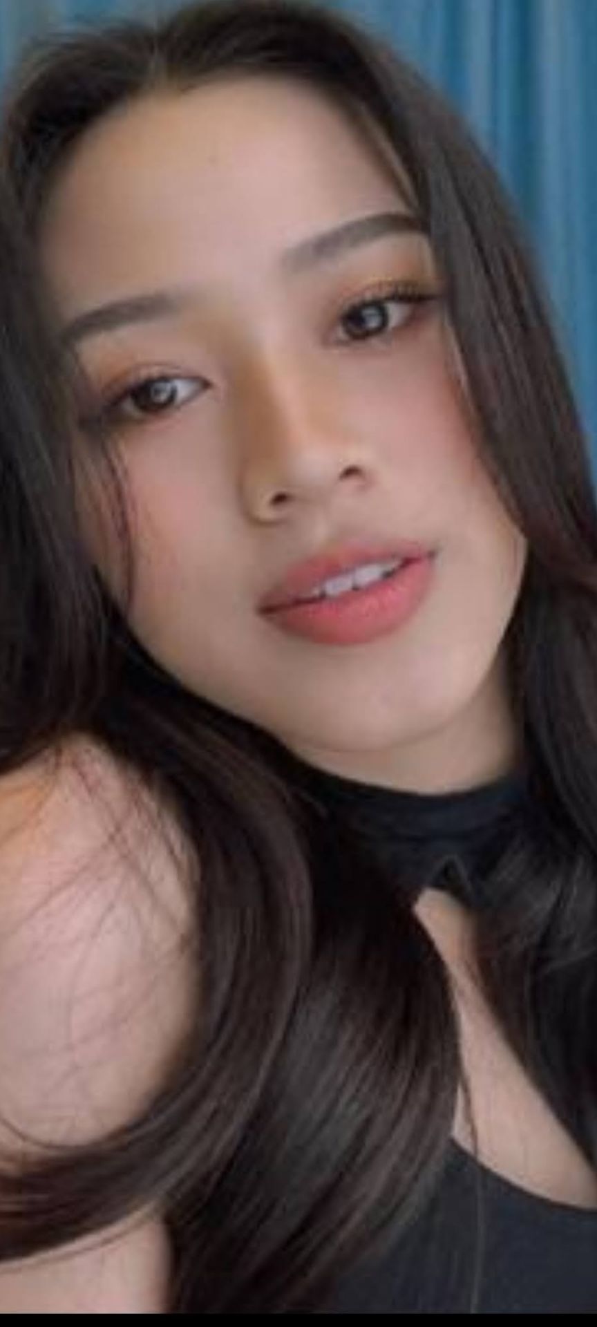 Đừng bao giờ mua nghe các bạn. Nó nặng như 1 cùm của tử tù đeo vào chân chờ ngày ra pháp trường, thứ 2 không vắt hết nước, vắt bằng dụng cụ này xong lấy tay vắt lại còn khoảng 10 giọt nước chanh nữa. Nhà kg có cây đập đá ,tiện dùng nó đập đá thì ok đá nát vụn như bột.