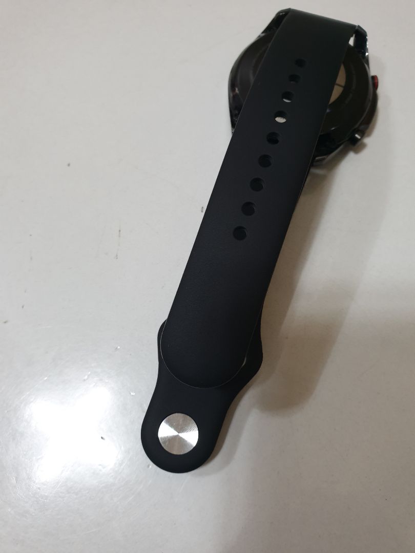 Hàng giao không đúng mẫu trên Tiki. Làm ăn vớ vẩn quá