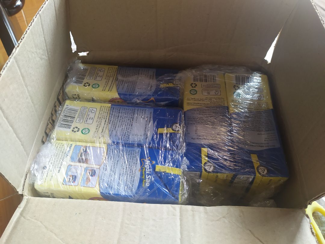 Đóng gói rất cản thận, ship giao nhanh chóng, rất hài lòng
Rất đáng tiền. Đóng gói sản phẩm rất đẹp và chắc chắn. Chất lượng sản phẩm tuyệt vời. Thời gian giao hàng rất nhanh