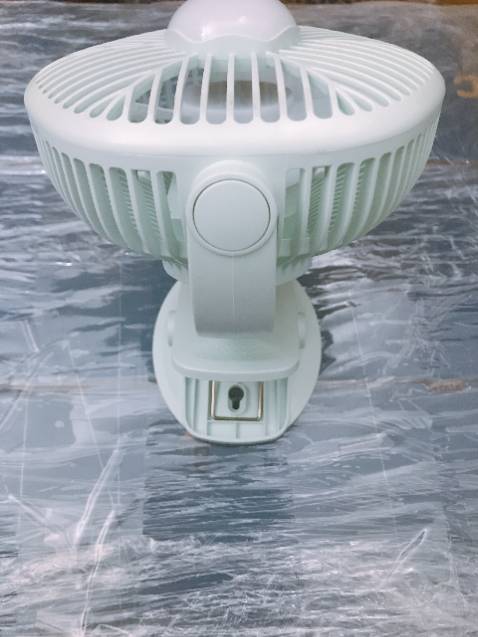 Hộp hơi móp xíu nhưng vẫn ổn, có phiếu đầy đủ rất chuyên nghiệp😊😊