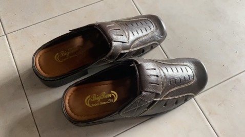 Nhìn rất đẹp OK để dùng một thời gian hẳn biết được chất lượng