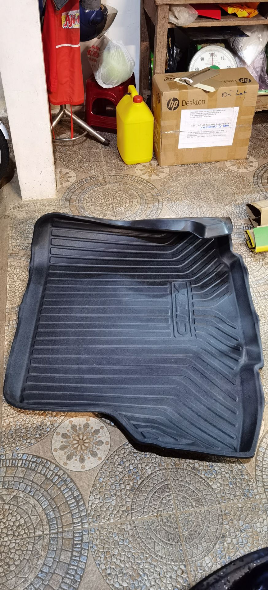 vừa vặn với xe.