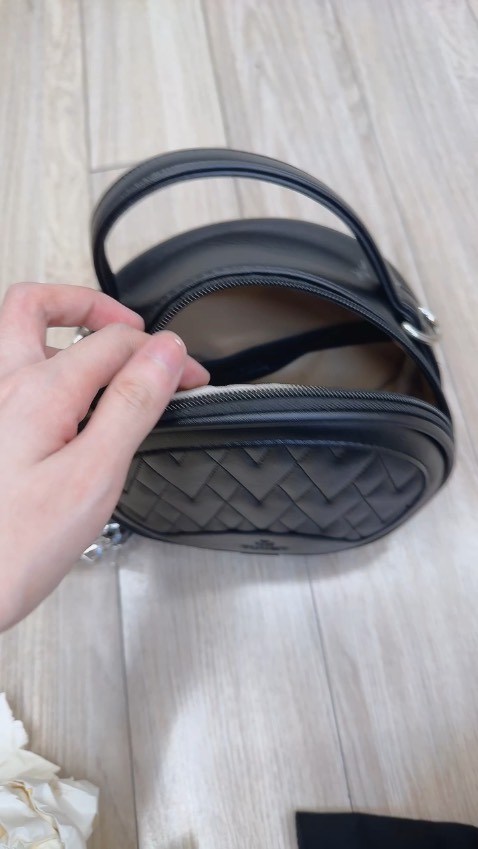 Ổn áp nha from đẹp rộng rãi đựng đc nhèo đồ