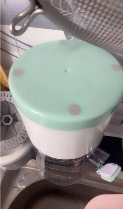 Giao hàng nhanh, đóng gói cẩn thận, máy to, cứng cáp, dễ vệ sinh, dễ sử dụng với 1 nốt bấm, shop tư vấn nhiệt tình, sẽ còn ủng hộ tiếp