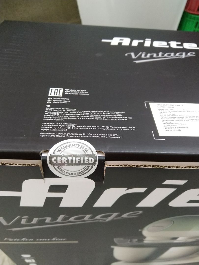 mẫu mã RẤT đẹp, chạy êm, mới lấy về nên cắm điện chạy thử thì sơ bộ thấy RẤT TUYỆT, còn độ bền thì để xài tgian mới biết, đặc biệt đóng gói RẤT CẨN THẬN.