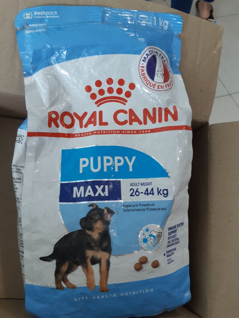 tiki lần này giao hàng quá tệ. nghĩ sao gói hạt cũ nát, nhòe hết chữ. hạt bên trong vỡ vụn. bỏ vô thùng cũng ko hề có 1 lớp lót hay miếng xốp như mọi ngày. điều đáng nói ở đây là gói hạt bị nhòe hết chữ và nhàu nát như vậy mà cũng bỏ vô giao cho khách.