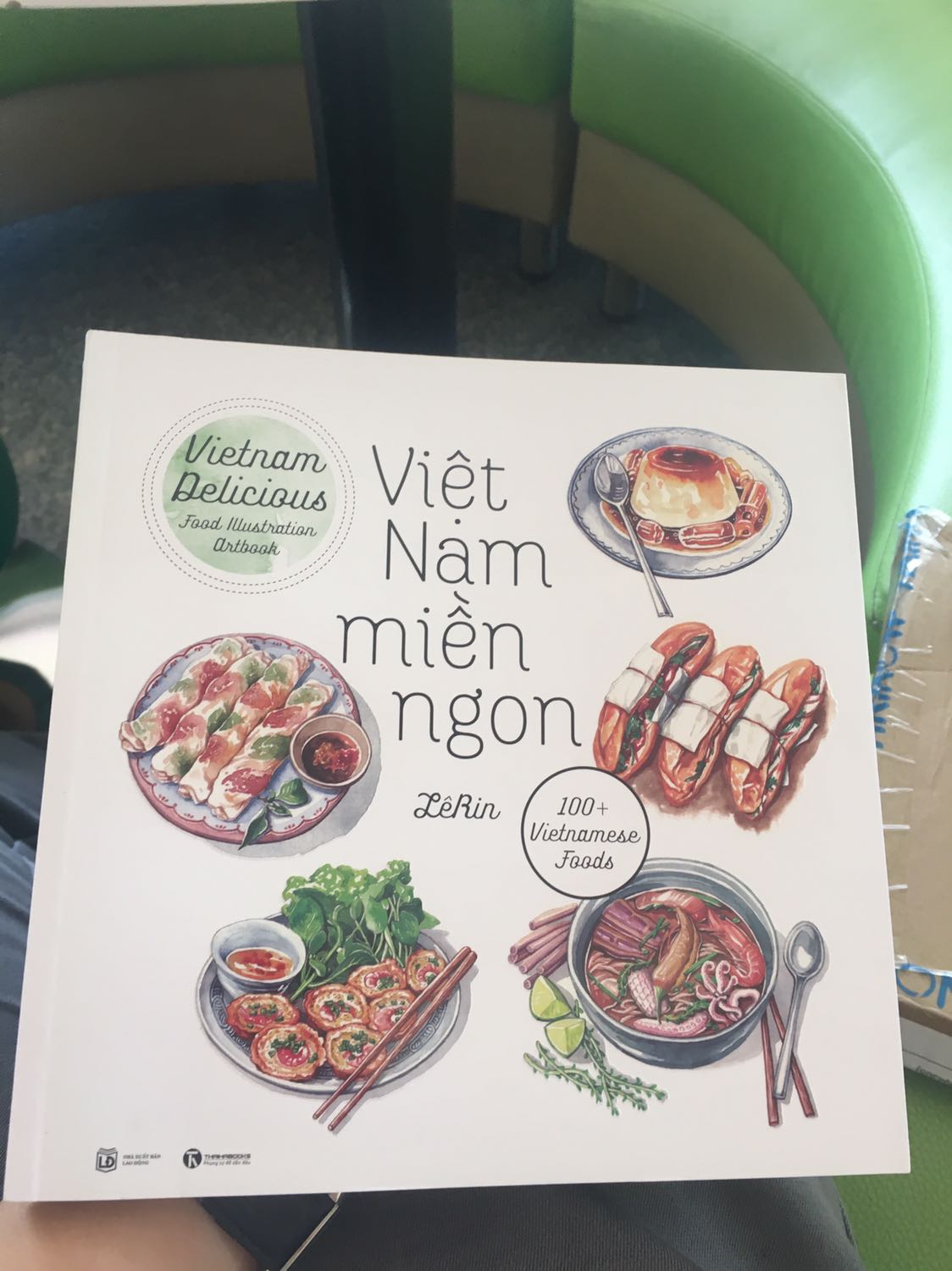 Bìa đẹp, đóng gói tốt