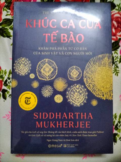 Sách được bọc seal kỹ lượng, chất giấy xịn, chữ rõ đẹp