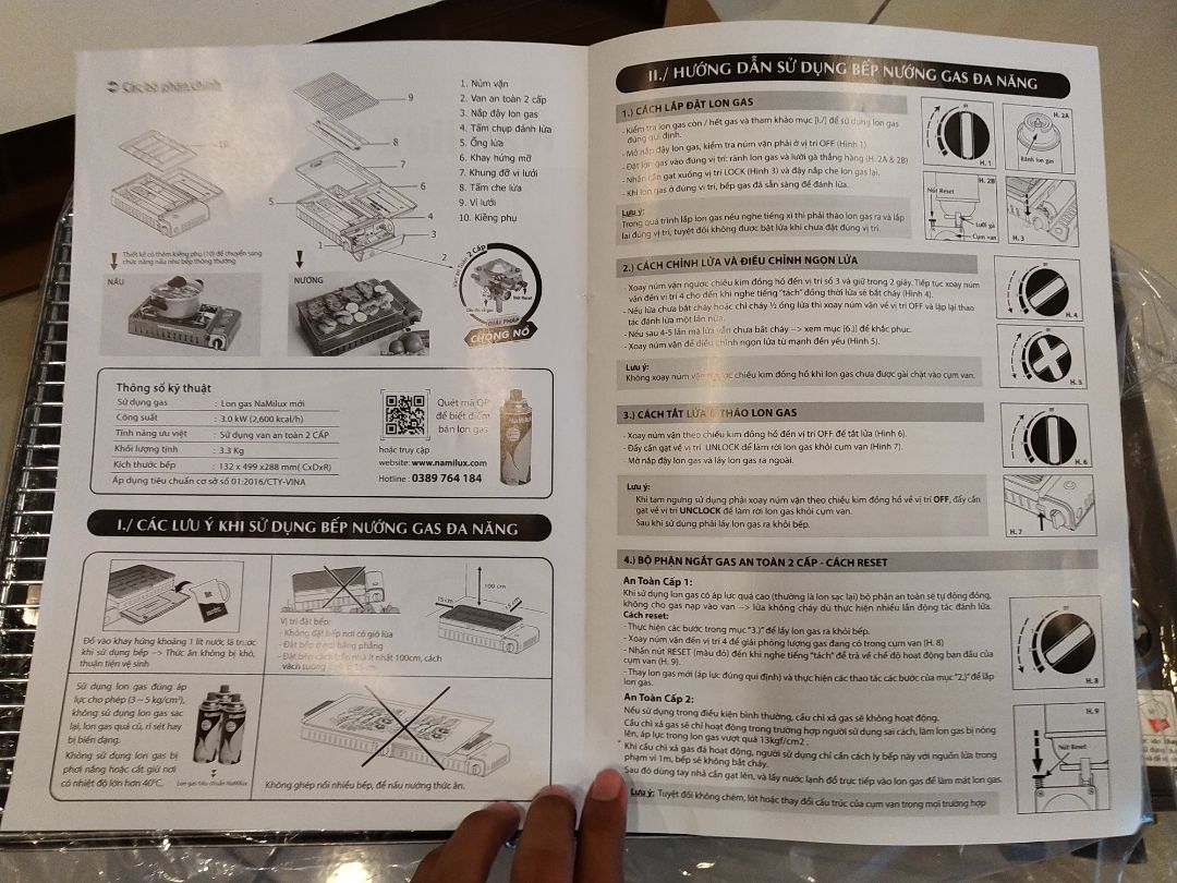 Xài nướng đủ 4 người ăn cùng lúc. Lẩu thì xài bếp từ cho lẹ.