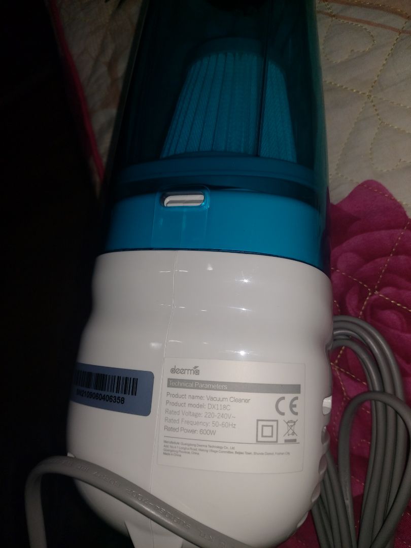 Trên cả Tuyệt vời. Săn được mã giảm giá ,giá rẻ 449k cả vẫn chuyển. Không còn gì hơn. Rất vui. Shop làm ăn uy tín bằng trời. Đóng gói rất đẹp. Giao hàng nhanh. Máy hút bụi giống như hình, đẹp, công suất 600w, mạnh như Võ Tòng. Về thử ngay. Nhà sạch như nhung.Rất ưng bụng , sẽ tiếp tục ủng hộ shop khi có nhu cầu. Mn nên mua.