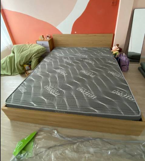 "Rất thích nệm này, nằm rất thoải mái và dễ chịu. Giao hàng nhanh và nhân viên thân thiện. Sẽ giới thiệu cho người thân."