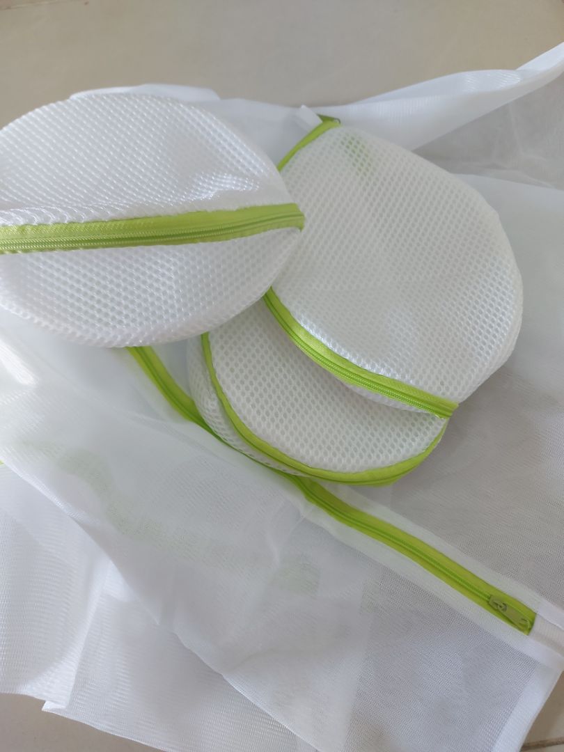 giao nhanh, 2 lớp dày đẹp. thích hơn cái mình mua ngoài siêu thị giao nhanh, 2 lớp dày đẹp. thích hơn cái mình mua ngoài siêu thị