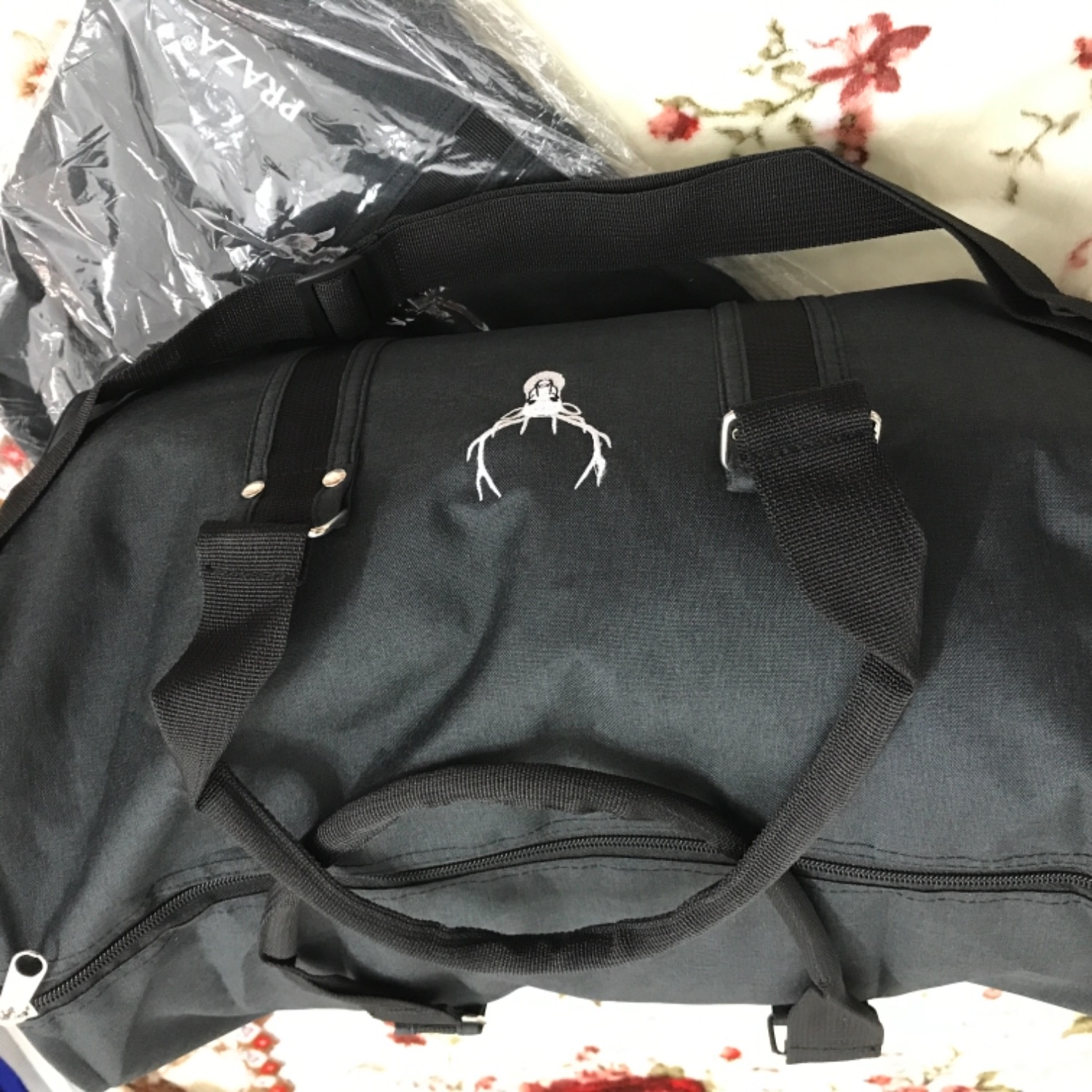 Túi đẹp mình rất hài lòng, mua ở shop này thì yên tâm!