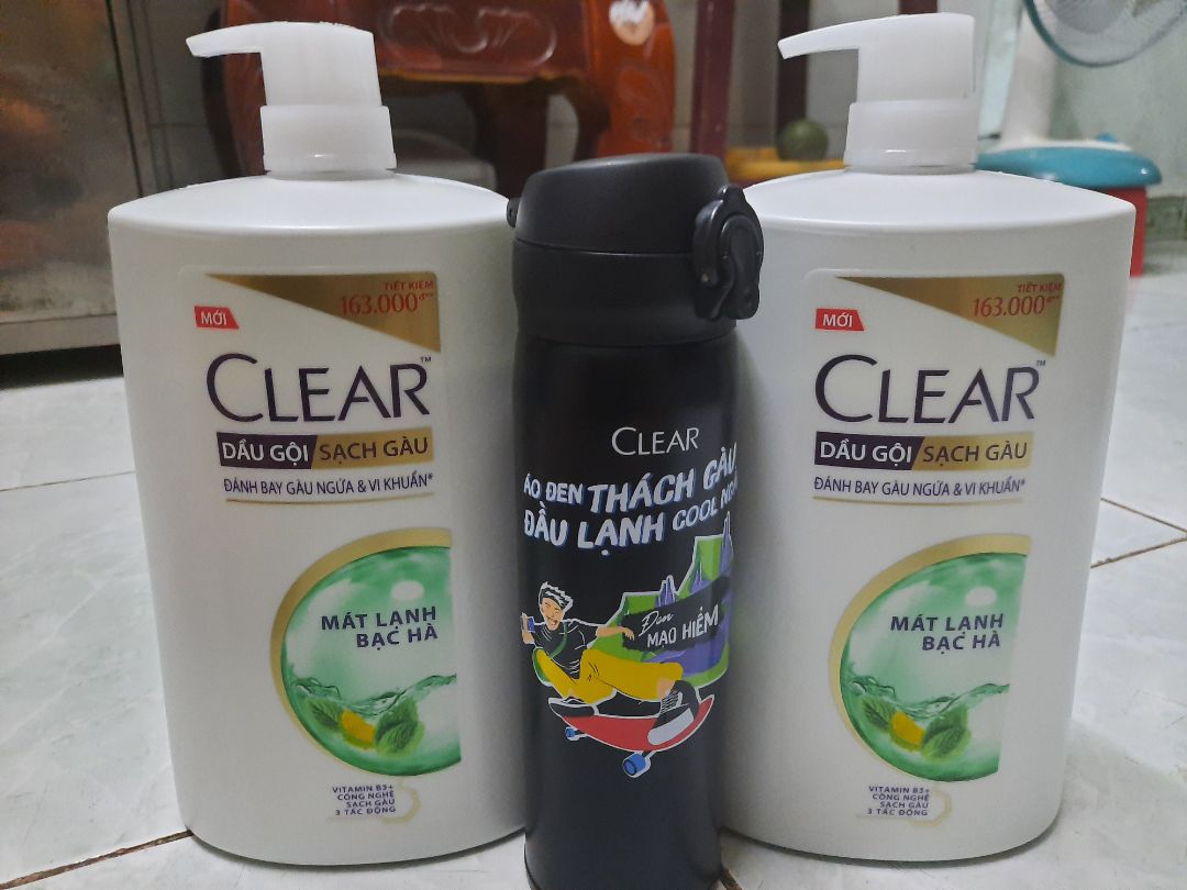 Sản phẩm có ngoại quan giống như mô tả, tiki đóng gói sản phẩm tốt, hàng mới date sử dụng tận năm 2024, chất lượng sản phẩm thì khỏi phải bàn, một thương hiệu đã quá quen thuộc với người tiêu dùng Việt, có sản phẩm khuyến mãi kèm theo, săn sales giá tốt. Tuy nhiên, tiki giao hàng quá lâu, nhu cầu sử dụng cấp bách không thể chờ đợi tiki được, tiki và các đối tác vận chuyển cần có giải pháp giao nhận tốt hơn nữa.