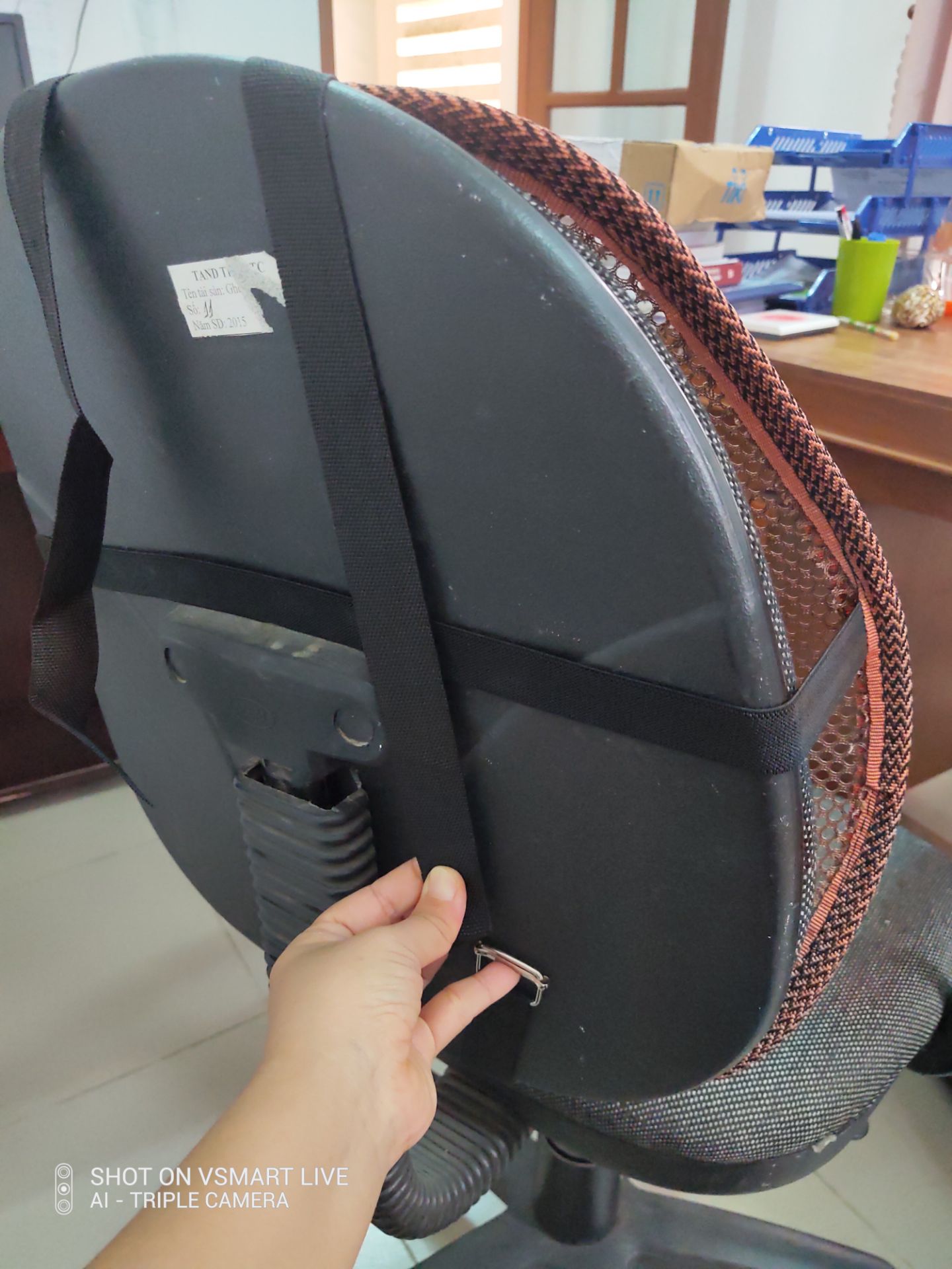 Sản phẩm chắc chắn, đẹp, lưới chất lượng nhưng dây hơi ngắn!