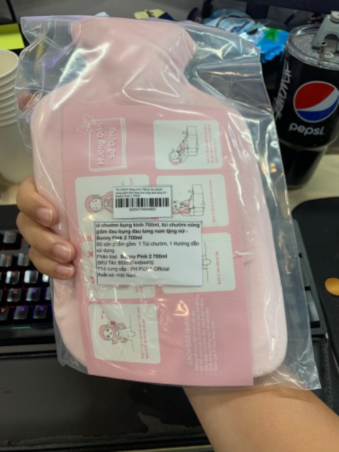 Thiết kế đẹp và rất dễ thương, giao hàng nhanh và nguyên seal. Mong là sản phẩm sẽ giúp vợ mình nhanh hết đau bụng kinh.