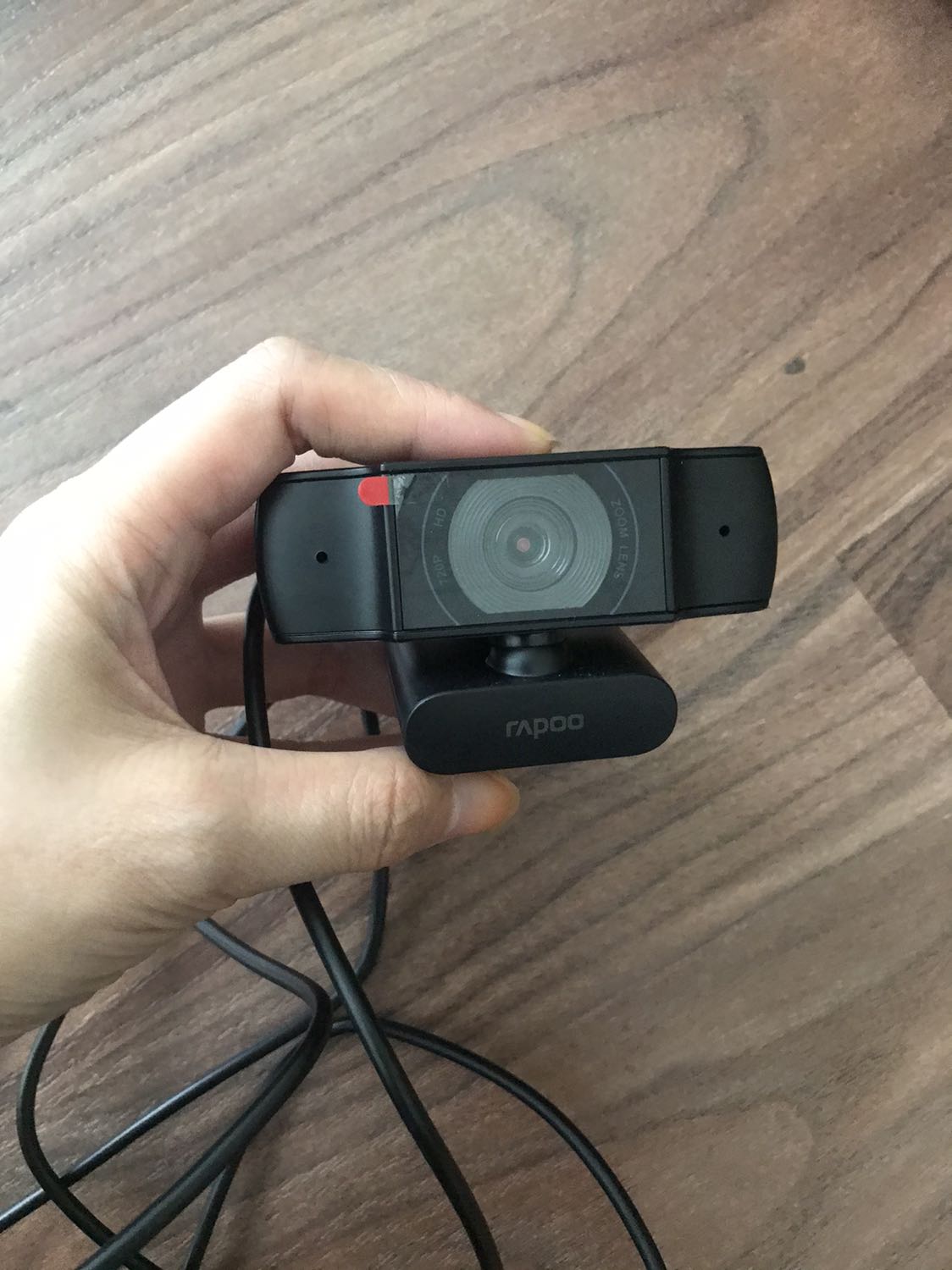 Tiki giao nhanh. Sản phẩm như hình, chính hãng. Dùng đơn giản, nhẹ nhàng, sắc nét.