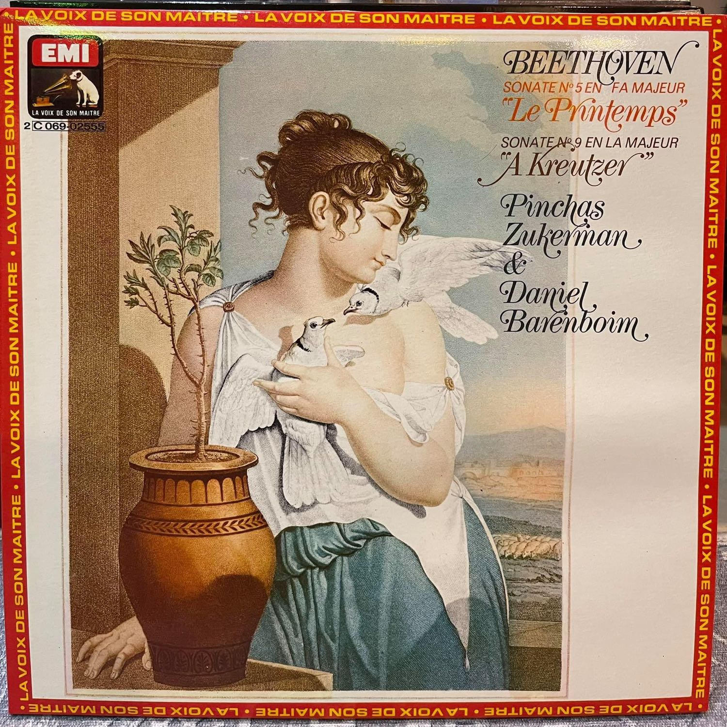 Tuyệt vời Tuyệt vời