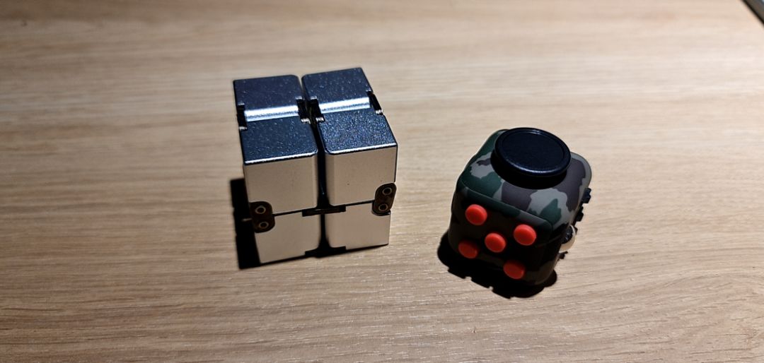 sản phẩm mới, ko bị trầy xước, hộp đẹp