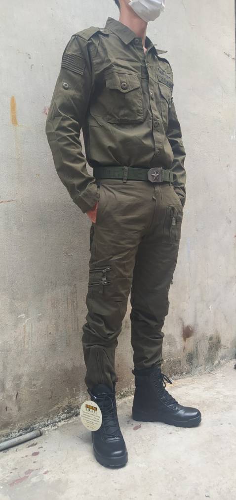 shop giao hàng nhanh chóng, rất đẹp và hợp với mình, chất liệu xứng đáng với giá tiền mình bỏ ra.