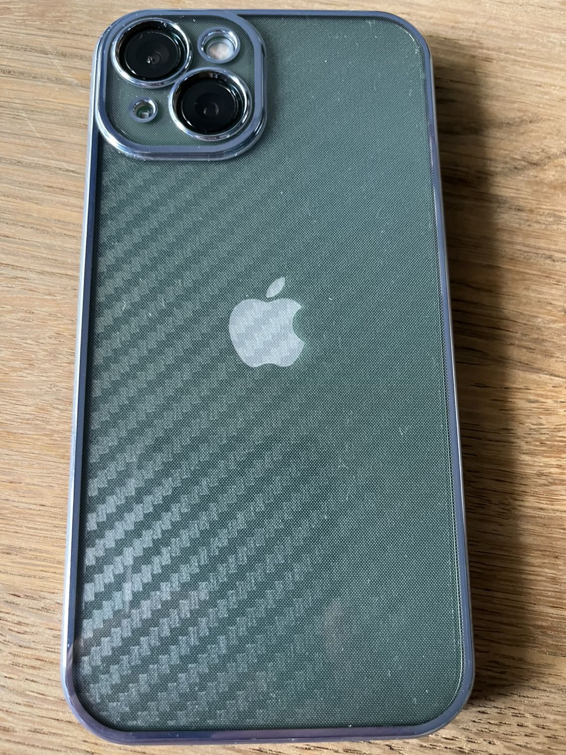 Mẫu mã đóng gói rất chỉnh chu, chất lượng thì có lẽ cũng đủ bảo vệ màn hình ở mức độ nào đó so với giá trị của nó chứ đương nhiên k thể lấy búa đập để thử hỉ?