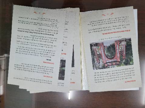 Sách mới nhận, mở ra chưa kịp đọc thì đã bung keo, rã gáy từng tờ. Buồn quá...