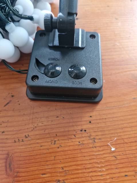 Nhờ shop xem lại giao hàng  cho khách mà bể nát vậy shop