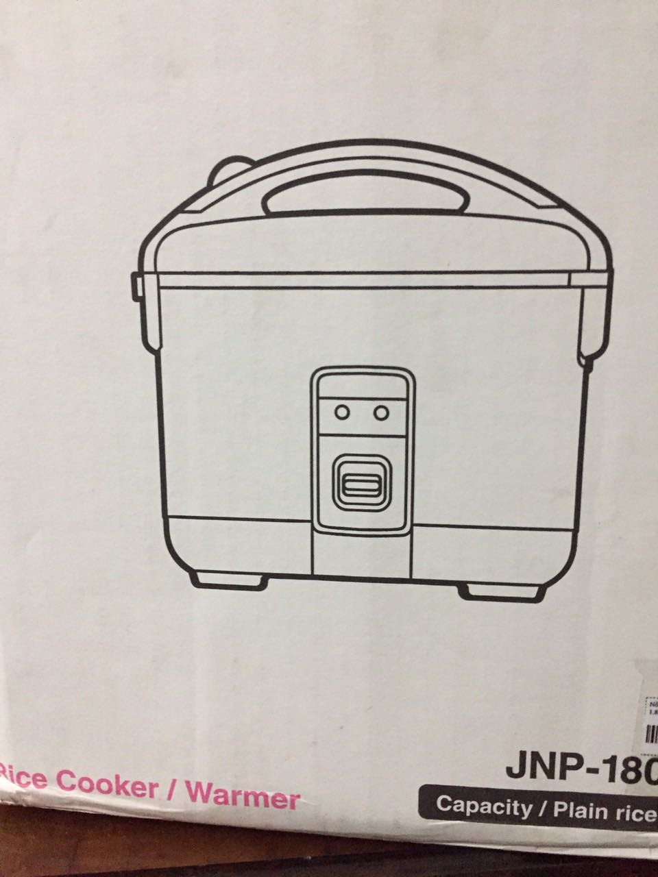 Hàng mở ra móp méo, bên trong thiếu nồi
Hộp vẫn mới nhưng chẳng hiểu sao bóc ra nồi lại móp 1 nửa như hình
Shop làm ăn thiếu uy tín