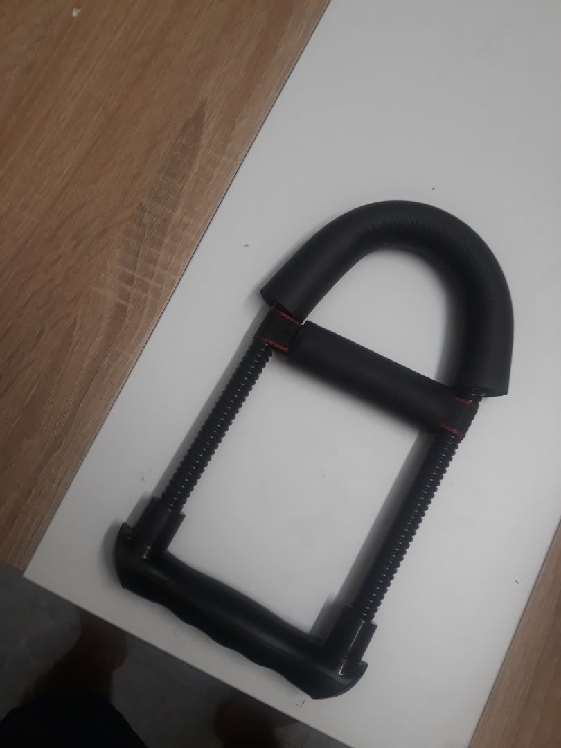 Shop giao thiếu kìm bóp rồi Shop giao thiếu kìm bóp rồi