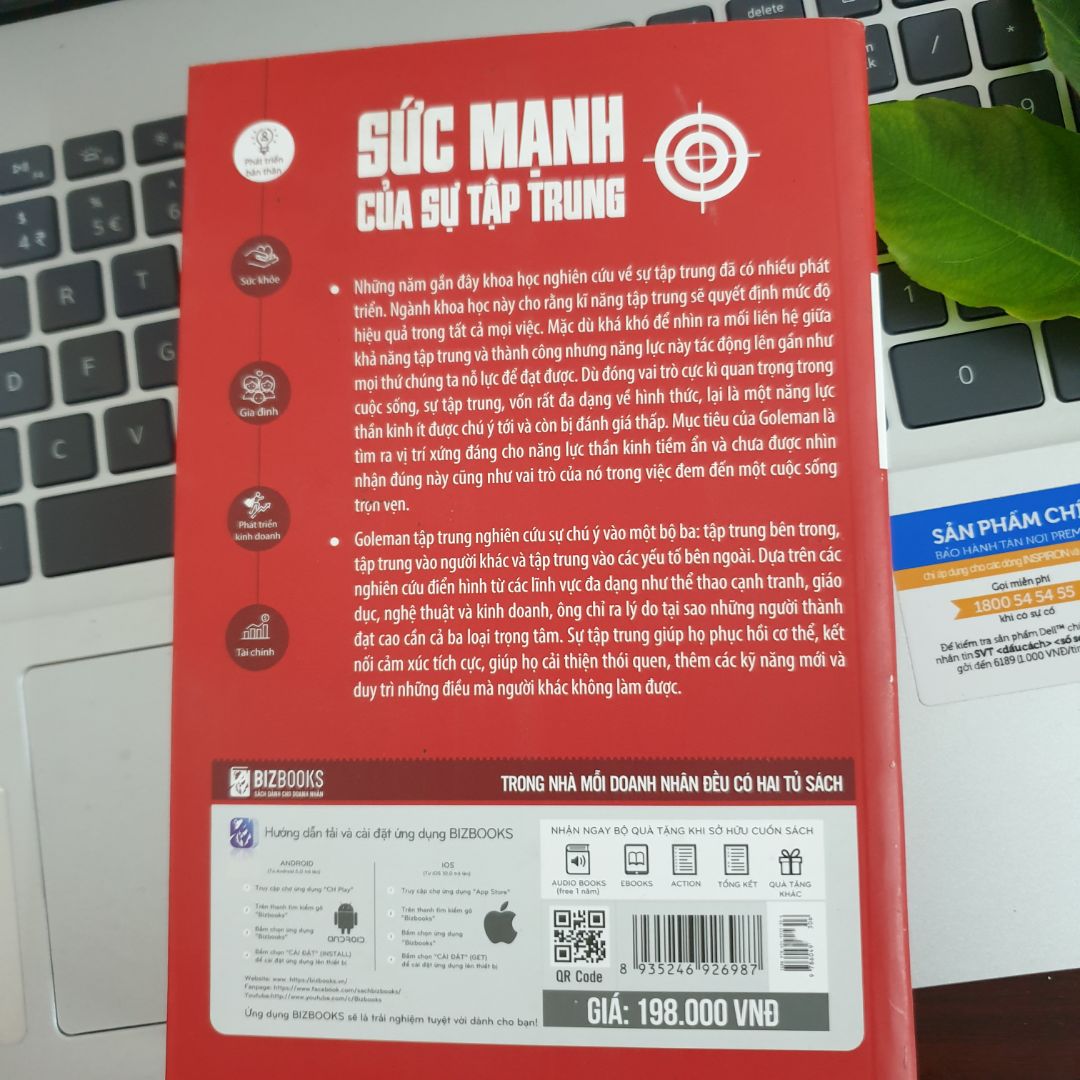 Cuốn sách hay nên đọc. Tác giả biết cuốn sách là tay bút gạo cội của New York Times về lĩnh vực tâm lý và khoa học. Cuốn sách được tổng hợp từ nhiều nguồn, đặc biệt là các nghiên cứu chuyên sâu về não bộ con người đã được công bố. Nêu bật lên giá trị to lớn của sự Tập trung đối với con người trên mọi lĩnh vực của đời sống. Qua đó soi chiếu những người thành công, những nhà lãnh đạo nổi tiếng về phong cách làm việc của họ.
Người đọc sẽ học được nhiều thứ để điều chỉnh bản thân. Định hướng lại mình, xem xét lại mục tiêu và tìm ra cách thức để đạt được mục tiêu trong tương lai gần. 
Sách viết dễ hiểu, dễ đọc, lôi cuốn.