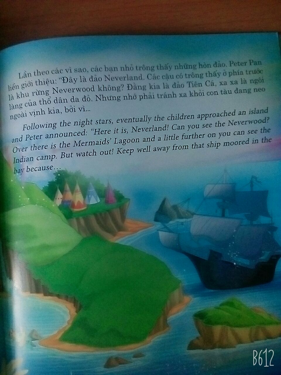 Sách có nhiều hình minh hoạ sinh động, màu sắc rực rỡ. Vì là truyện song ngữ nên có khá nhiều chữ, thích hợp cho các bé từ 7 tuổi hơn. Khổ sách to, giấy bóng đẹp, có 24 trang. Giao hàng nhanh.