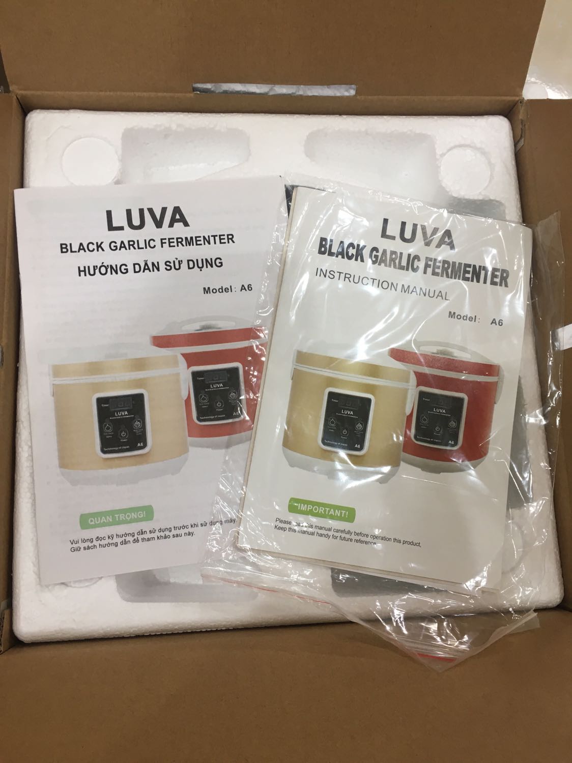 Tiki giao hàng nhanh, trên hệ thống còn đang báo giao mà đã nhận được hàng
Hàng đóng gói cẩn thận, đẹp
Máy làm tỏi đen luva a6 xịn, đẹp 
Cảm thấy hài lòng. 
Sẽ ủng hộ tiki và shop