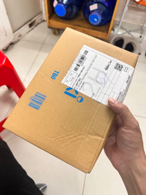 Rất xịn sò, chống bám vân tay tốt, sắc nét, mịn! Đóng gói cẩn thận, giao hàng nhanh, shipper dễ thương! Lần thứ xx mình mua sản phẩm này! Chúc shop năm mới thịnh vượng an khang Rất xịn sò, chống bám vân tay tốt, sắc nét, mịn! Đóng gói cẩn thận, giao hàng nhanh, shipper dễ thương! Lần thứ xx mình mua sản phẩm này! Chúc shop năm mới thịnh vượng an khang