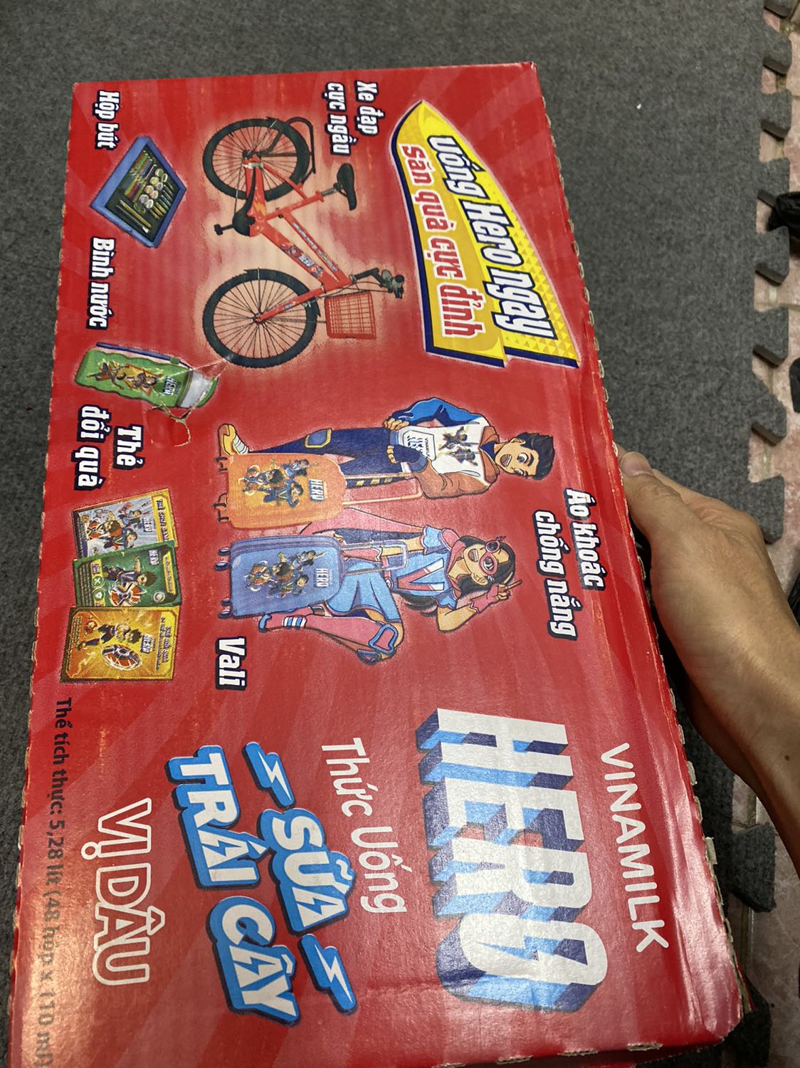 Hàng đúng miêu tả giao hàng nhanh. Vừa nhận hàng trẻ con đã mở uống ngay.