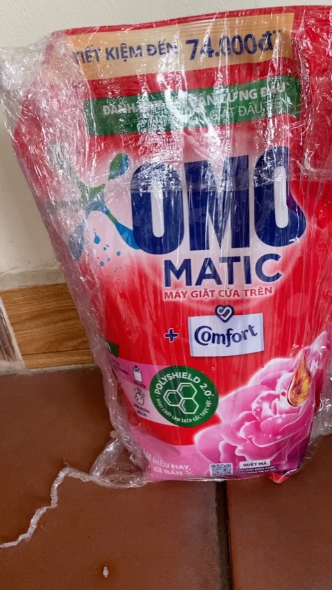 Đóng gói cực kỳ cẩn thận. Mình chưa dùng nhưng khi mở thùng đã thấy mùi nc giặt rất thơm.