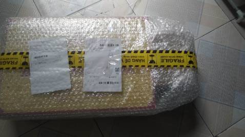 Giao hàng nhanh, đóng gói cẩn thận, chắc chắn, có kèm quà tặng, rất ưng Bia Hà Nội luôn ạ.