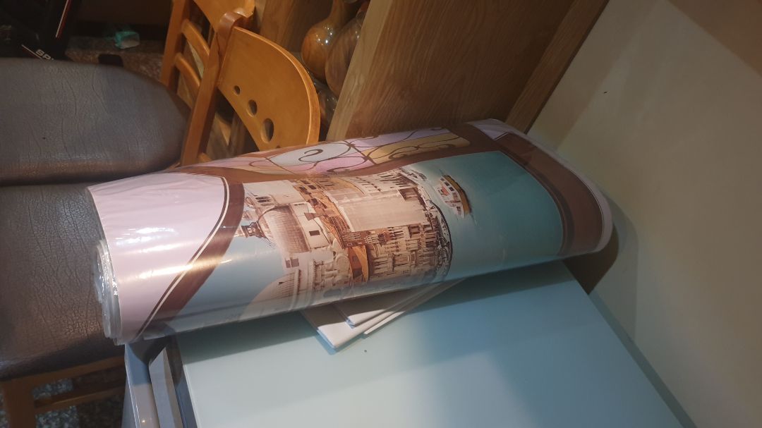 mua cùng 1 số tranh ảnh khác, mới coi thấy ok. chưa có time để treo. shop đóng gói kỹ và chuyên nghiệp