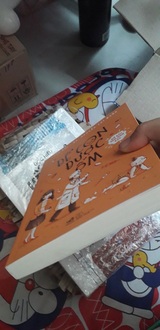 đóng gói tốt 👍hơi tiếc là ko có bọc bookcare.. Mik mua để tặng, nội dung của sách mik nghe từ người quen thấy hay áp dụng rất tốt và có cả trang web về bs Đoàn😊 nên ủng hộ và nhân rộng làm bớt nỗi lo cho g.đình và bà bầu😂😚