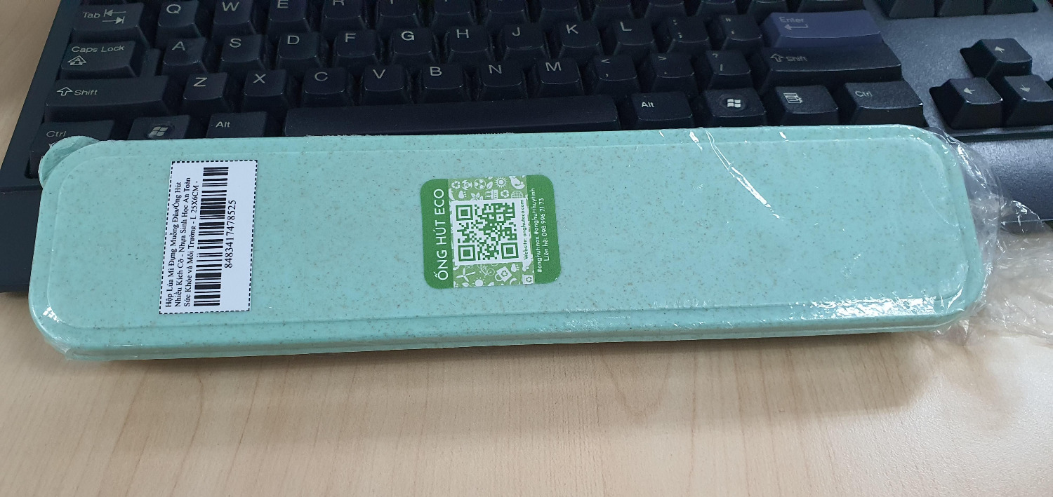 Sản phẩm giao giống hình trên web, màu sắc đẹp, rất hài lòng khi mua sản phẩm này trên Tiki.
Nhân viên giao hàng cực kỳ dễ thương, hàng được đóng gói cẩn thận.