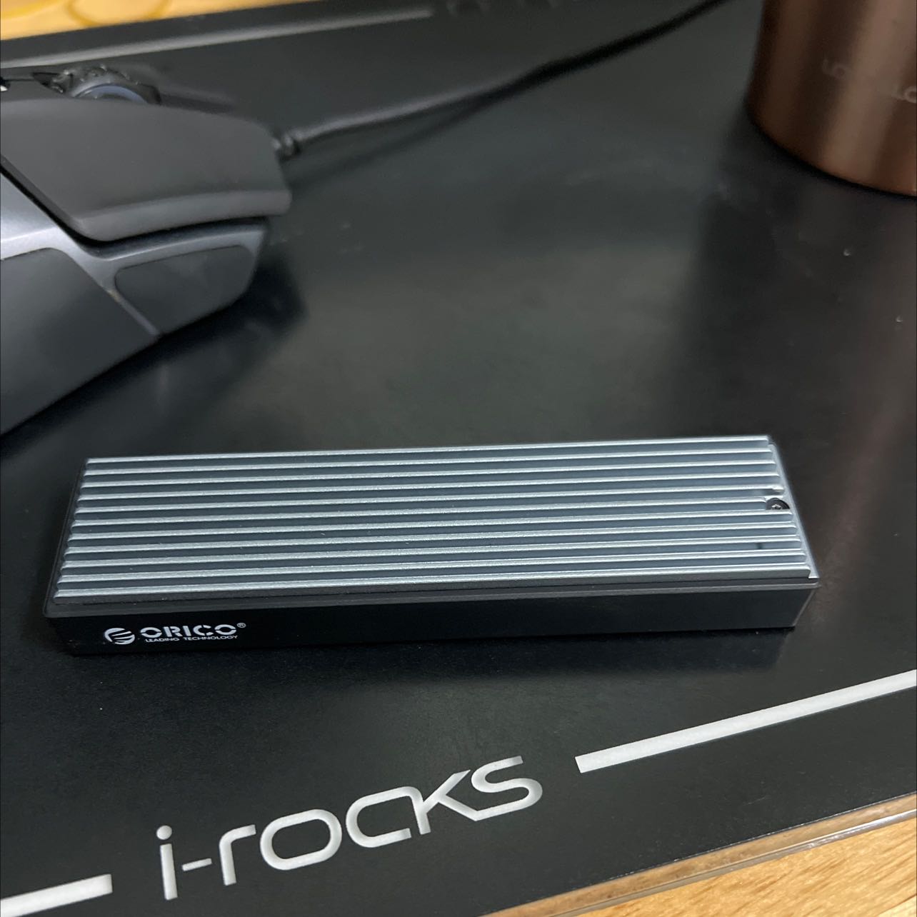 Chuột xài tạm ổn. Ổn trong tầm giá. Xài lâu sẽ có hiện tượng bị đúp chuột. Với giá này thì trãi nghiệm vậy cũng ổn rồi