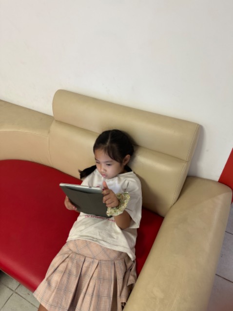 Mình mua làm quà cho cháu, đóng gói kỹ, cháu mình rất thích. không biết có bền không chứ trước mắt là dùng ok nhé. Nhân viên hỗ trợ nhiệt tình Mình mua làm quà cho cháu, đóng gói kỹ, cháu mình rất thích. không biết có bền không chứ trước mắt là dùng ok nhé. Nhân viên hỗ trợ nhiệt tình