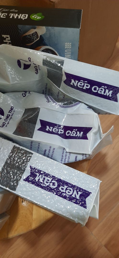 Buồn cười. Mình đặt mua 3 gói, nhưng chỉ 1 gói là còn được hít chân không. không dám dùng.