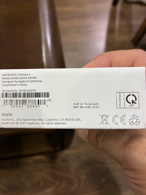 Đề nghị Tiki giải thích tại sao tai nghe Airpods mới nhận ngày 16/06/2025 và kích hoạt cùng ngày lại có bảo hành tới ngày 23/05/2026.