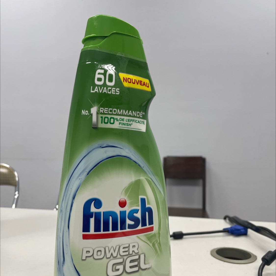 Shop giao hàng nhanh và đóng bọc rất cẩn thận. Mình chuyển qua dùng gel để tiện bảo quản.