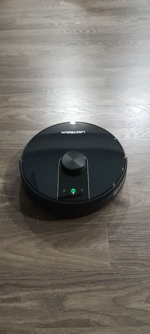 máy chạy êm, hút tương đối sạch