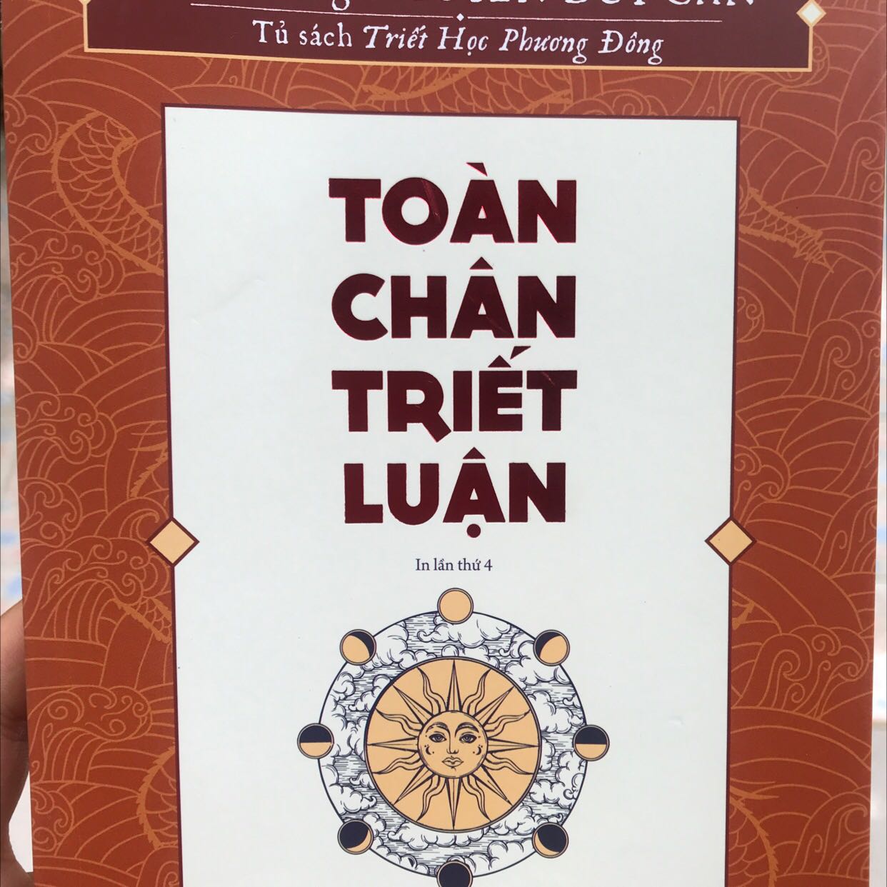 Sách ko còn trong nilong kín nhưng cũng ok. Ổn